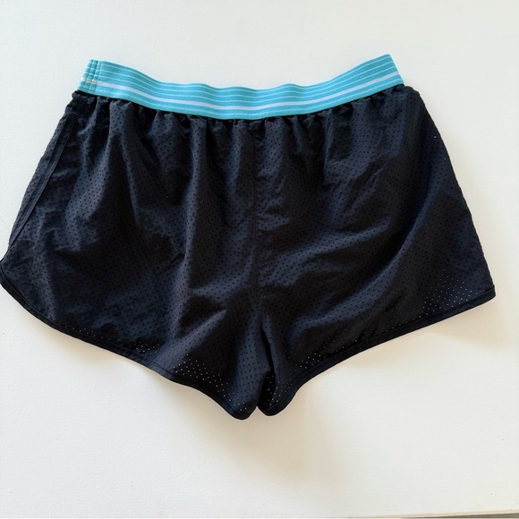 Under Armour Women’s Running Shorts Black Mesh Blue Logo Waistband - Picture 4 of 6